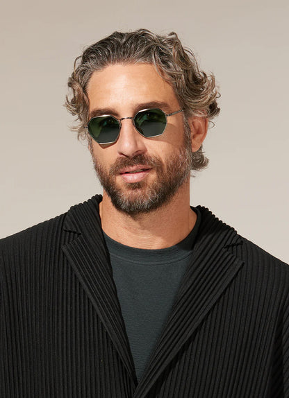 EDEN S - Mr. Leight